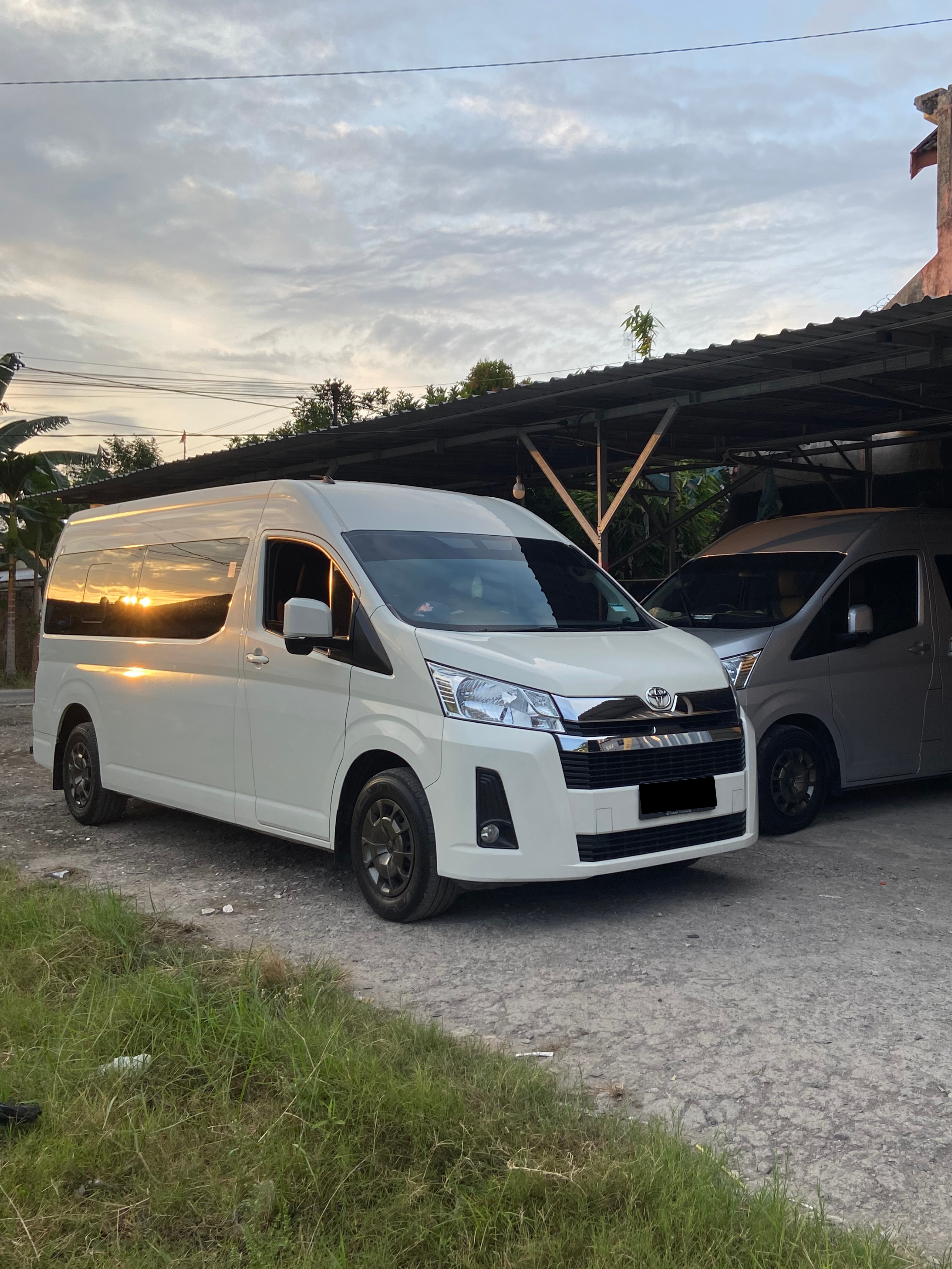 Sewa HIACE Purworejo